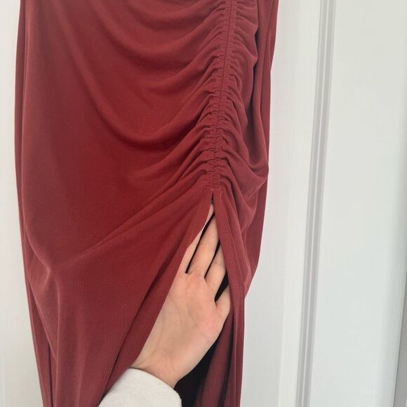 DYNAMITE | Red Ruched Midi Skirt - Picture 4 of 10